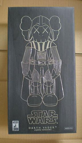 Illustration for article titled Kaws Darth Vader Unboxed